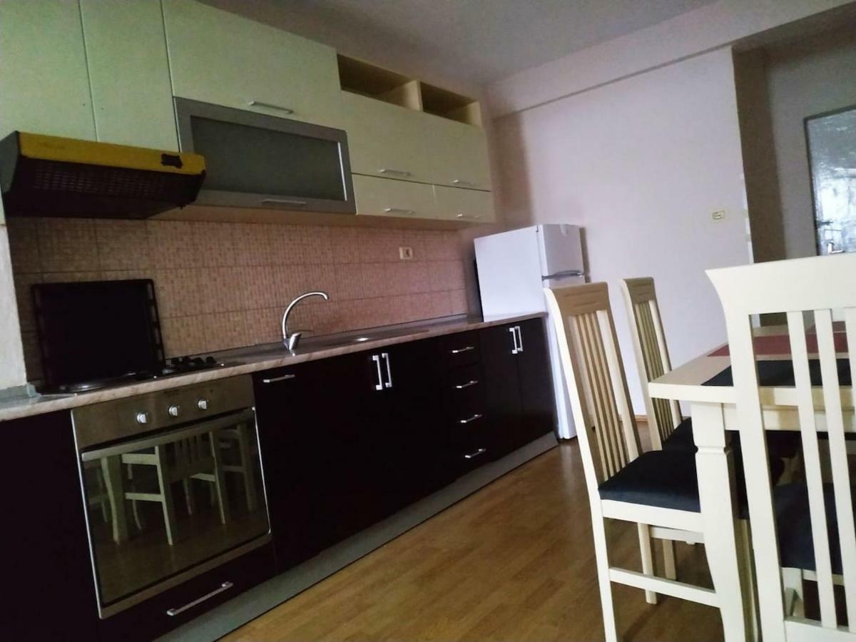 Lovely Apt At The Heart Of The City&Near The Lake Pogradec Zewnętrze zdjęcie