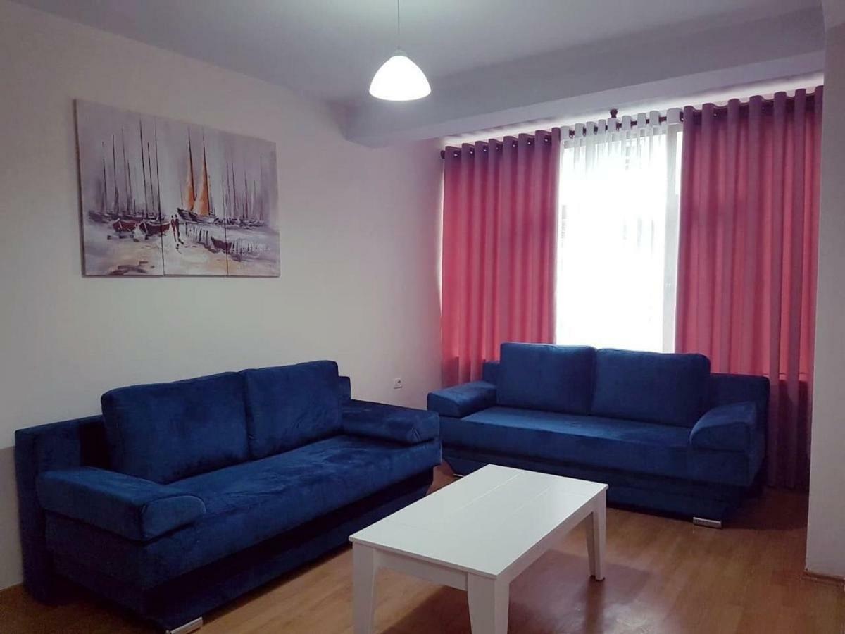 Lovely Apt At The Heart Of The City&Near The Lake Pogradec Zewnętrze zdjęcie